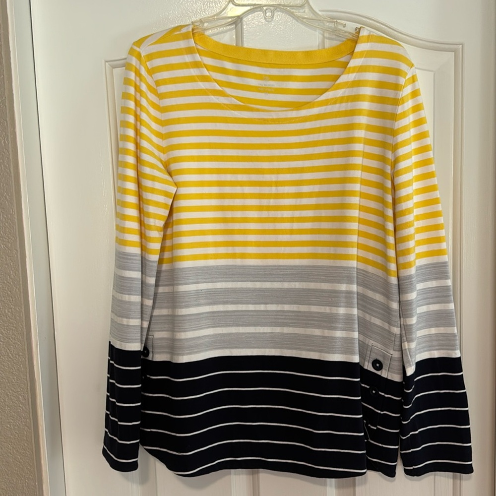Cute striped top by Talbots in navy/yellow/white. Side buttons for comfy fit. M